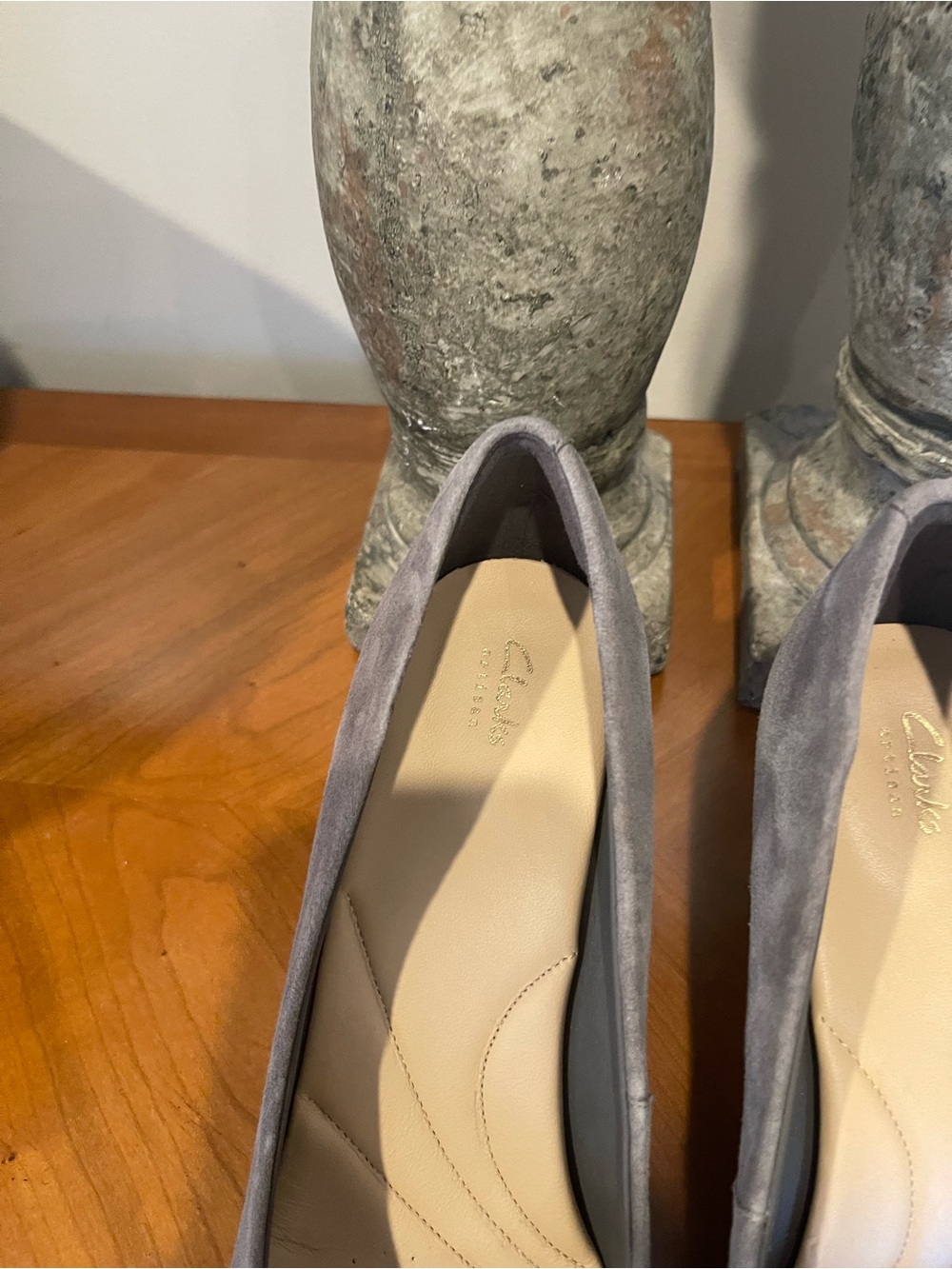 Clarks Taupe Suede Pointed-Toe shoes - Picture 7 of 7